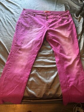 Women's Pink Apple Bottom Jeans